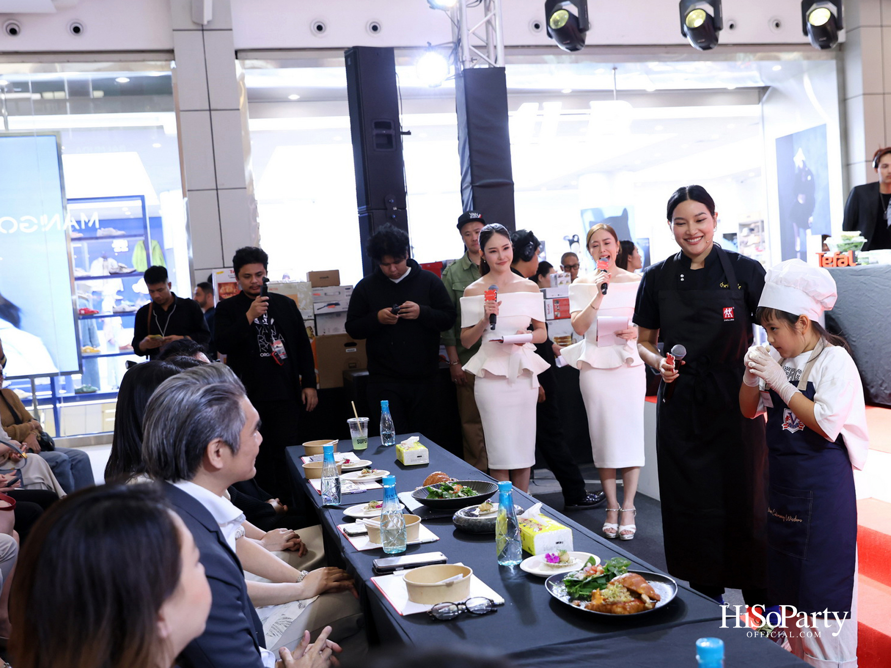 ห้างสรรพสินค้าเซ็นทรัล เติมสีสันให้คนรักการทำอาหาร ผ่านเวที ‘CENTRAL COOKING BATTLE SEASON 2’
