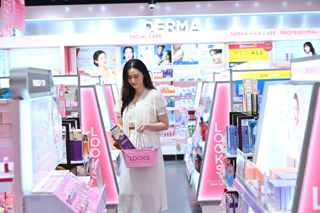 เปิดแล้ว ‘LOOKS Beauty Store’ โฉมใหม่ ยกระดับ Beauty Experience ภายใต้คอนเซปต์ ‘ทุกเรื่องบิวตี้มีที่ LOOKS’