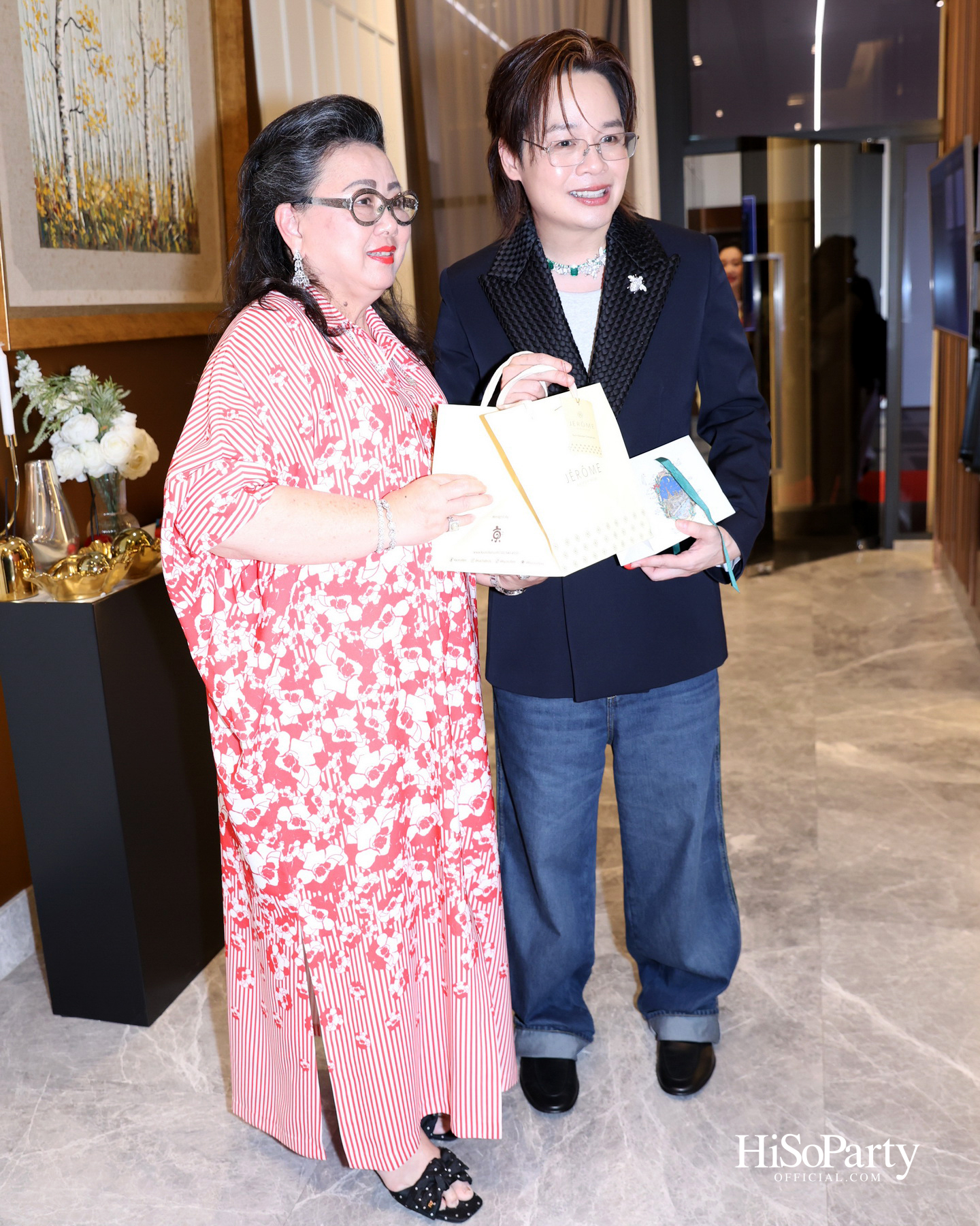 Beauty Gems, TQM และ ALTITUDE จัดงาน ‘The Extravaganza of Gems’ เปิดตัว ONE RESIDENCE CHAROENKRUNG พร้อมร่วมฉลองวันเกิด คุณหนึ่ง - สุริยน