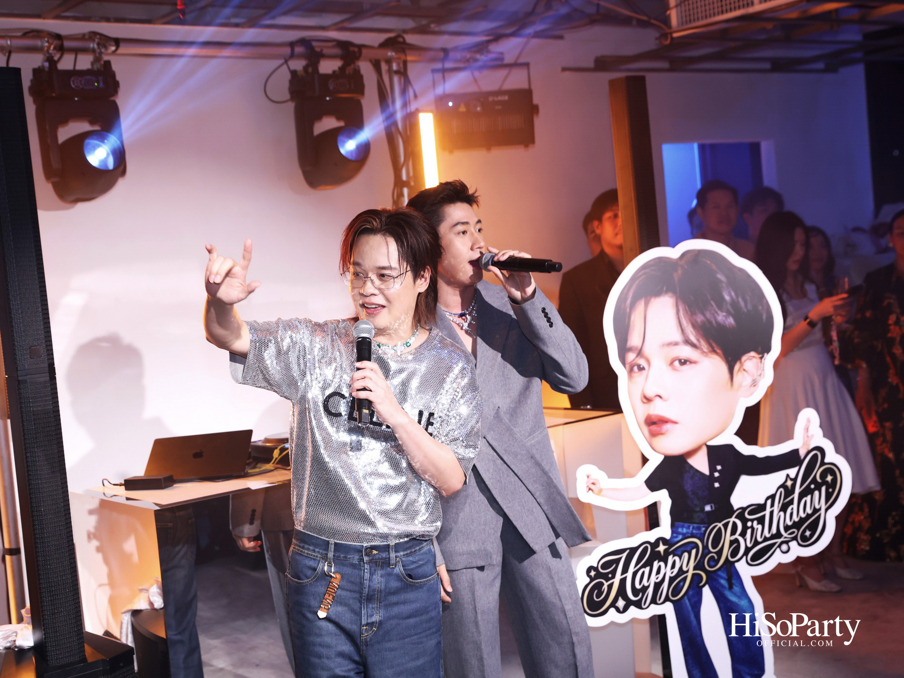 Beauty Gems, TQM และ ALTITUDE จัดงาน ‘The Extravaganza of Gems’ เปิดตัว ONE RESIDENCE CHAROENKRUNG พร้อมร่วมฉลองวันเกิด คุณหนึ่ง - สุริยน