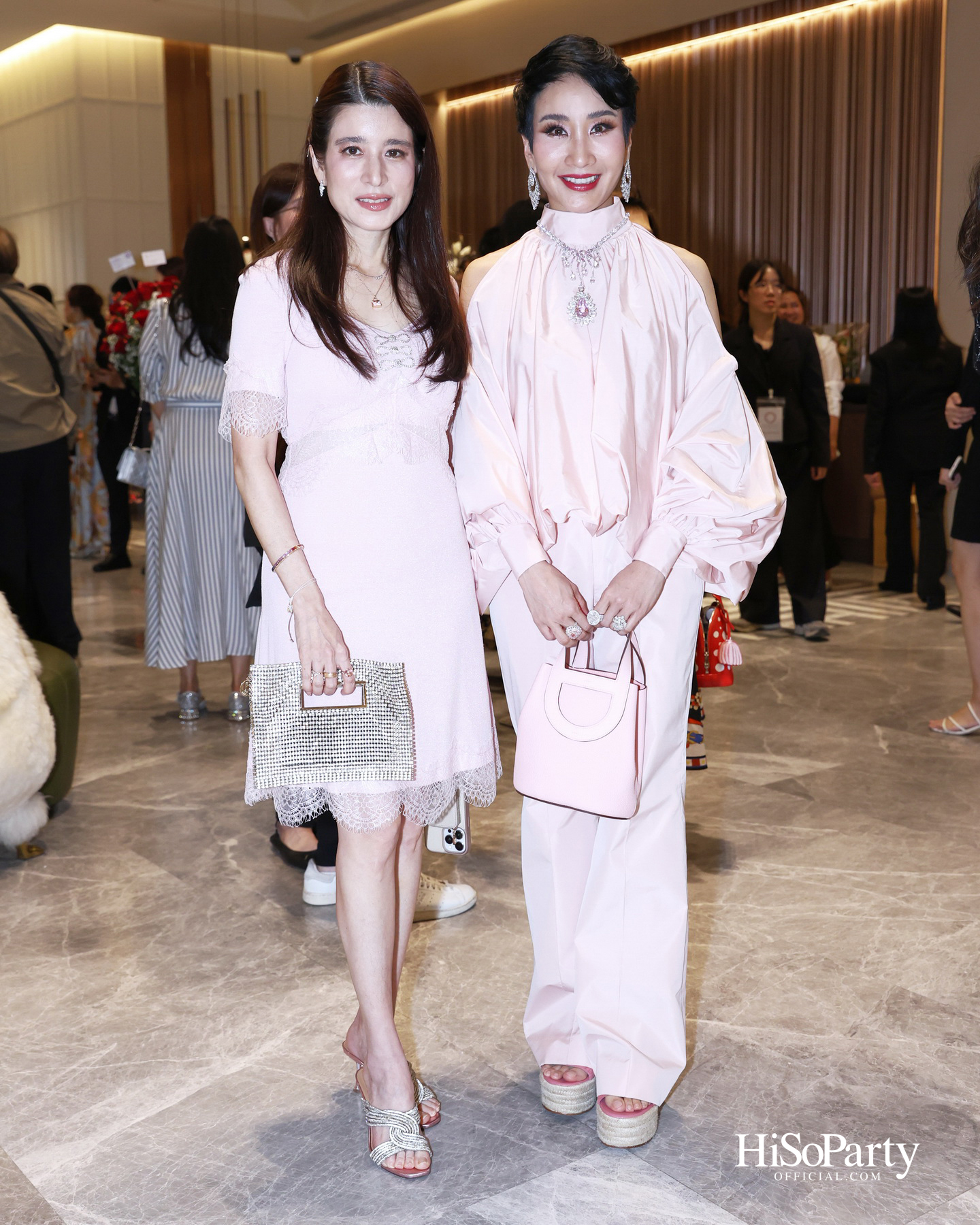 Beauty Gems, TQM และ ALTITUDE จัดงาน ‘The Extravaganza of Gems’ เปิดตัว ONE RESIDENCE CHAROENKRUNG พร้อมร่วมฉลองวันเกิด คุณหนึ่ง - สุริยน