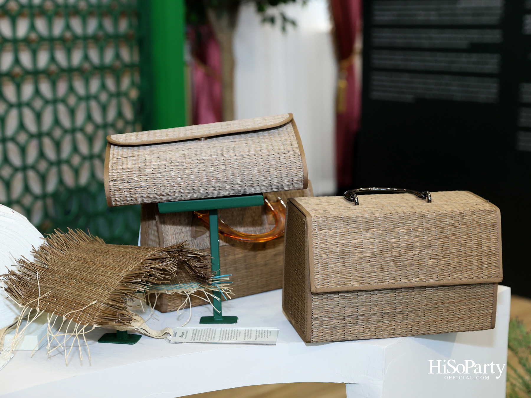 สถาบันพระปกเกล้า ร่วมกับแบรนด์ SIRIVANNAVARI จัดงาน ‘A Legacy in Bloom: Designing Royal Heritage Across Generations’