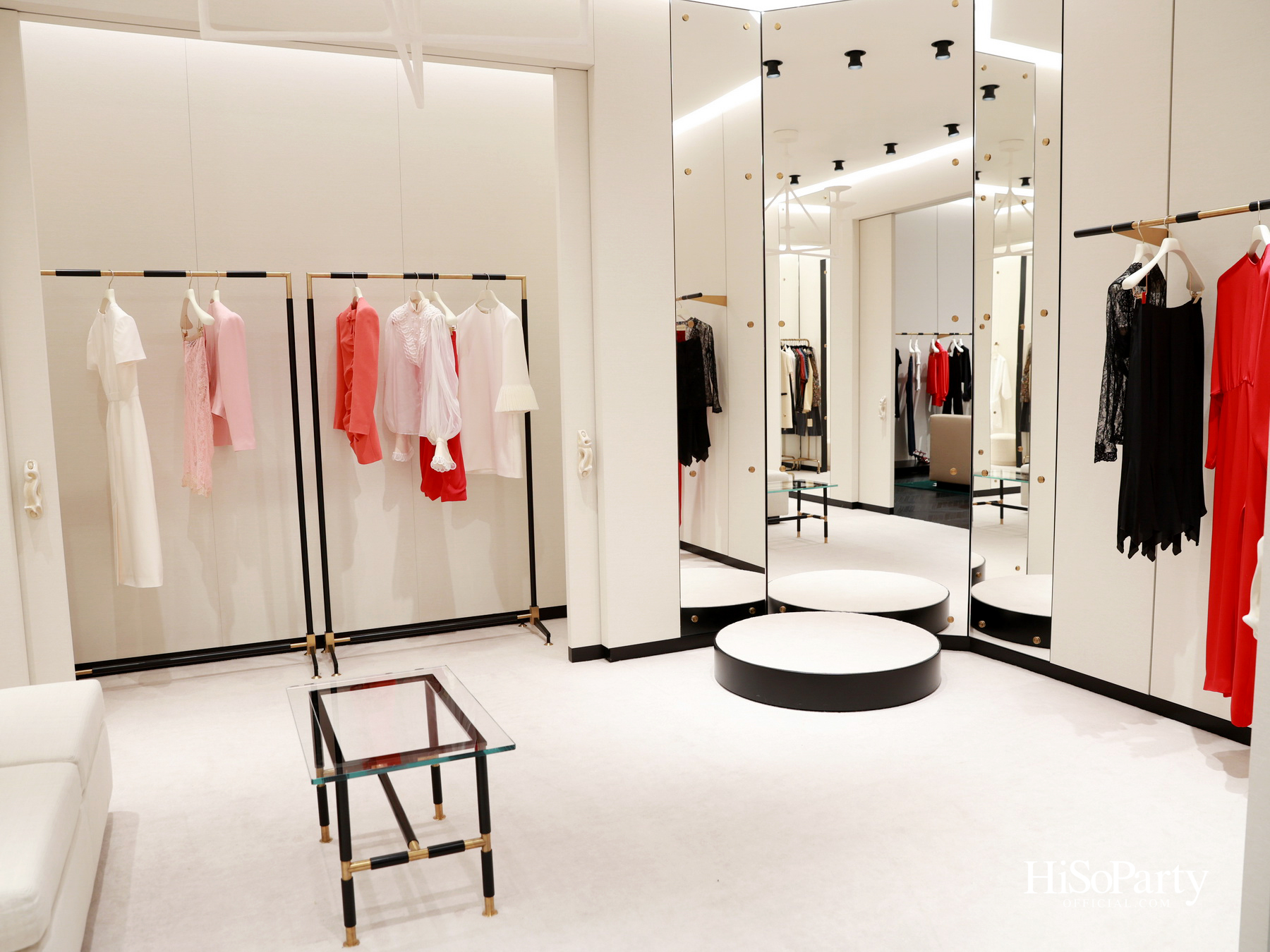 HiSoParty x Valentino ชวน Friends of HiSoParty ร่วมสัมผัสคอลเลกชันใหม่ล่าสุดจาก Valentino