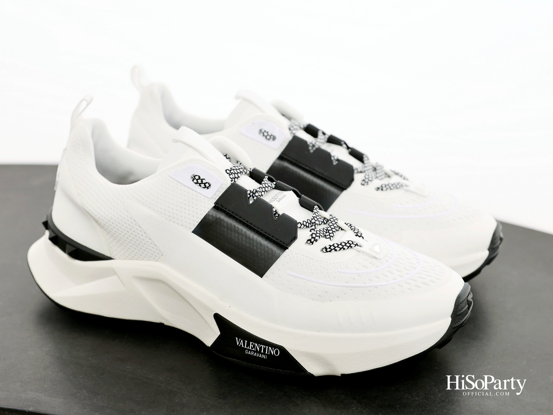 HiSoParty x Valentino ชวน Friends of HiSoParty ร่วมสัมผัสคอลเลกชันใหม่ล่าสุดจาก Valentino