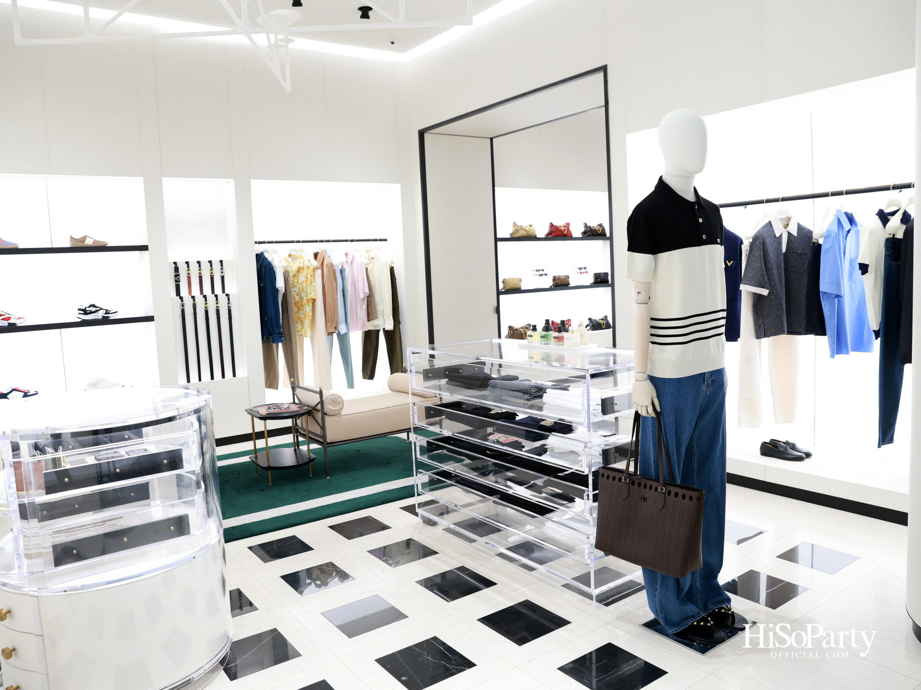 HiSoParty x Valentino ชวน Friends of HiSoParty ร่วมสัมผัสคอลเลกชันใหม่ล่าสุดจาก Valentino