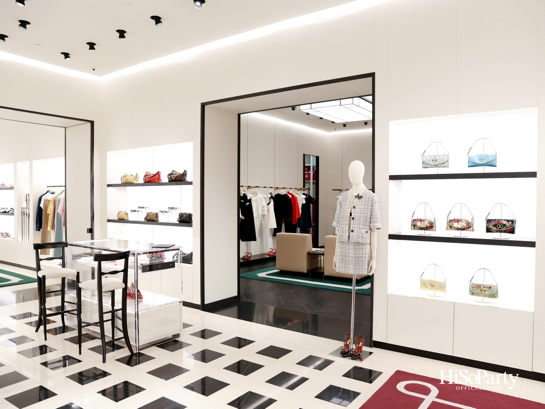 HiSoParty x Valentino ชวน Friends of HiSoParty ร่วมสัมผัสคอลเลกชันใหม่ล่าสุดจาก Valentino