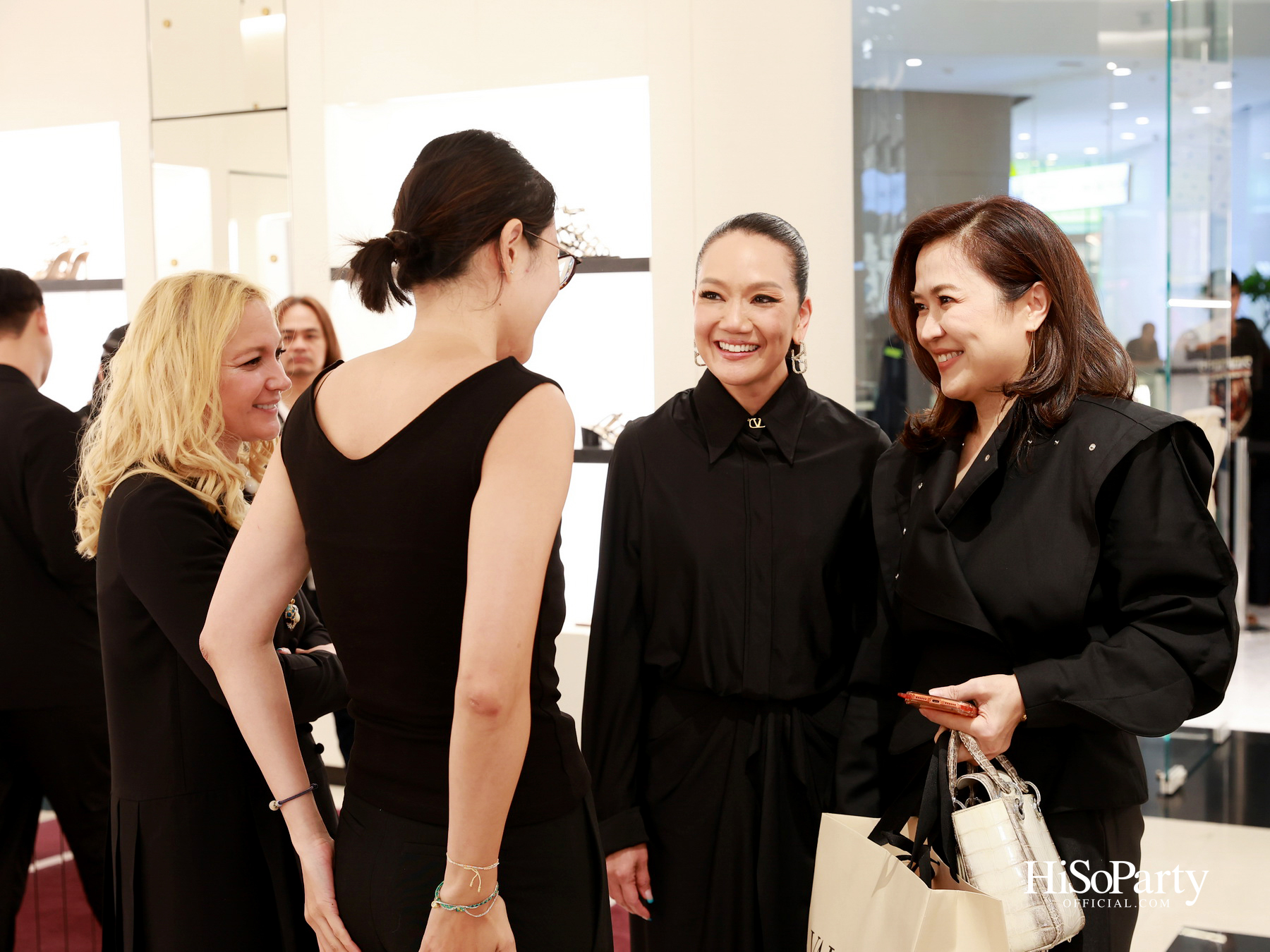 HiSoParty x Valentino ชวน Friends of HiSoParty ร่วมสัมผัสคอลเลกชันใหม่ล่าสุดจาก Valentino