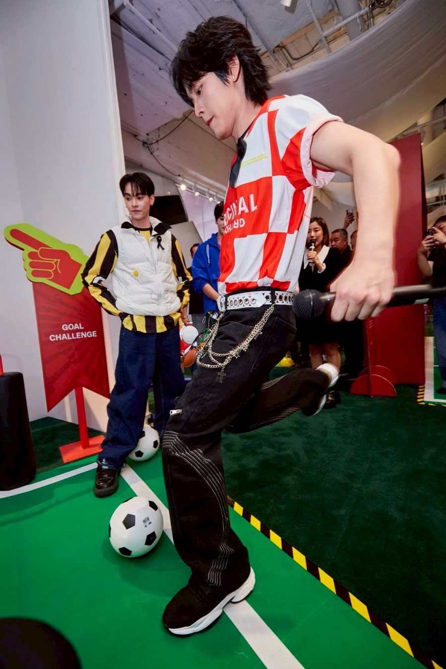 ‘CENTRAL FOOTBALL SOCIAL CLUB’ เปลี่ยนห้างสรรพสินค้าเซ็นทรัลชิดลม ให้กลายเป็นจุดนัดพบของแฟนฟุตบอลและไลฟ์สไตล์ระดับโลก