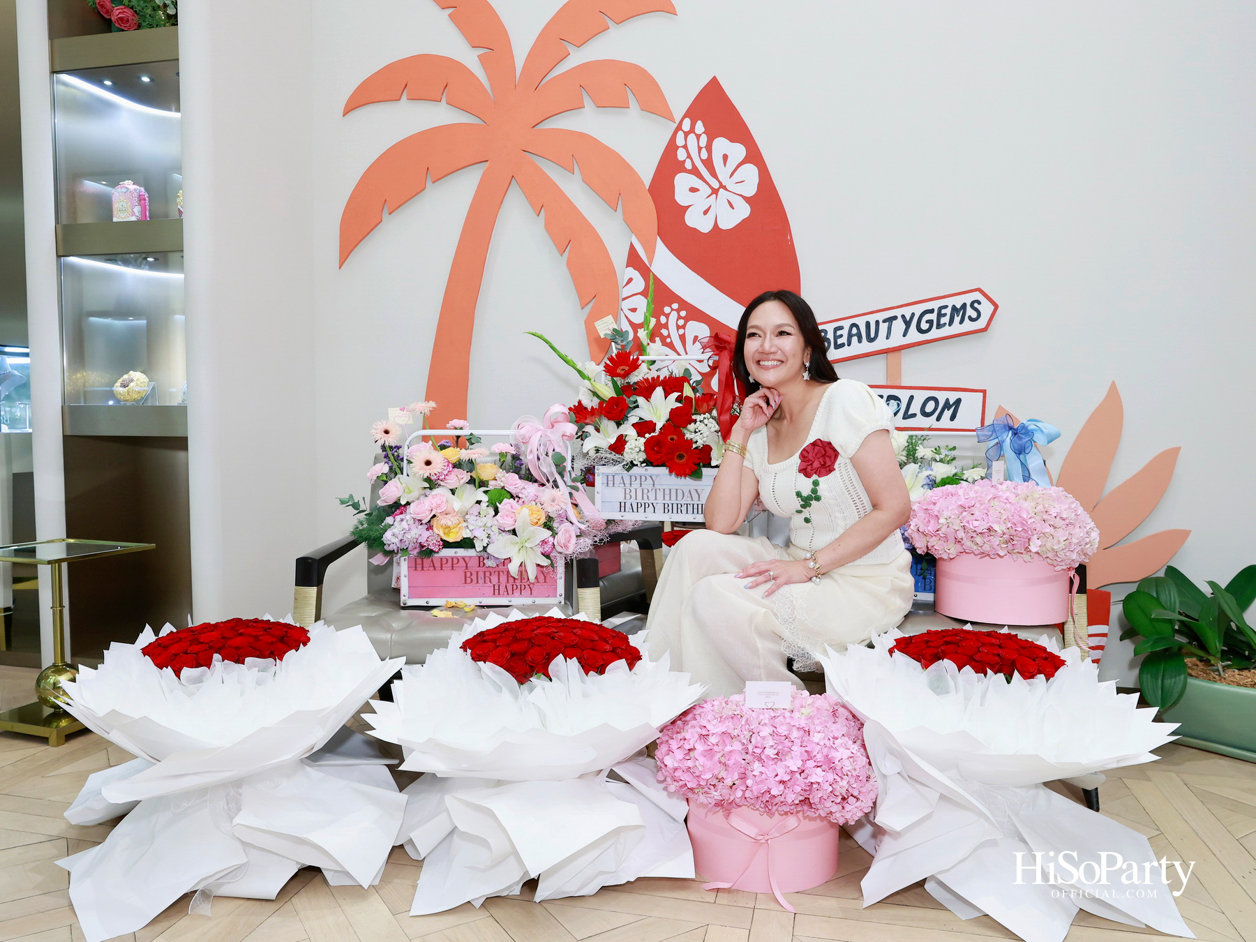 Beauty Gems จัด Sit-Down Lunch ร่วมเฉลิมฉลองเดือนแห่งวันเกิดของ คุณหญิง - ปรียามล, คุณบิ๋ง - นันทมาลี และคุณแนน – รัชชตะ