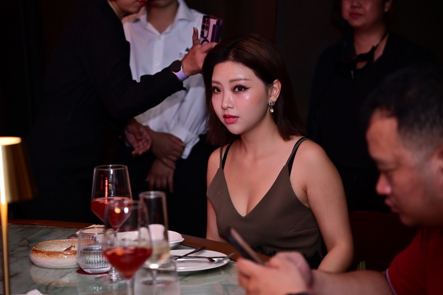 เปิดตัว ‘ELPASO’ Modern Tapas Bar แห่งใหม่ริมแม่น้ำเจ้าพระยา ถ่ายทอดเสน่ห์สเปนผ่านค่ำคืน ‘Spanish Masked Celebration’