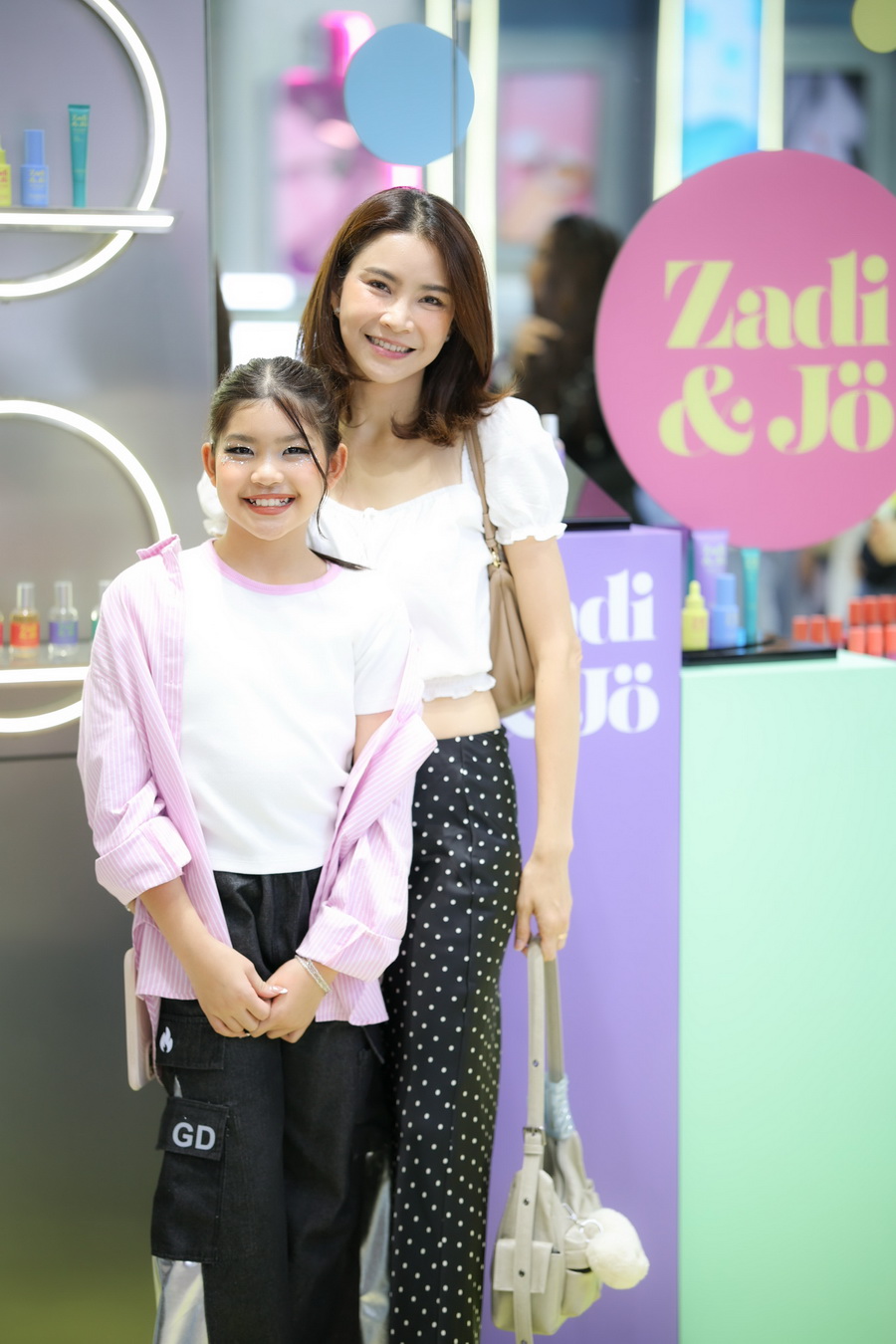 Zadi & Jo เปิด ‘Glow Station’ แห่งแรกที่ EVEANDBOY Centerpoint Siam Square ชวนวัยรุ่นค้นหาไอเท็มความงามที่ใช่