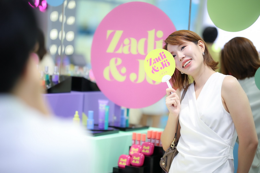 Zadi & Jo เปิด ‘Glow Station’ แห่งแรกที่ EVEANDBOY Centerpoint Siam Square ชวนวัยรุ่นค้นหาไอเท็มความงามที่ใช่