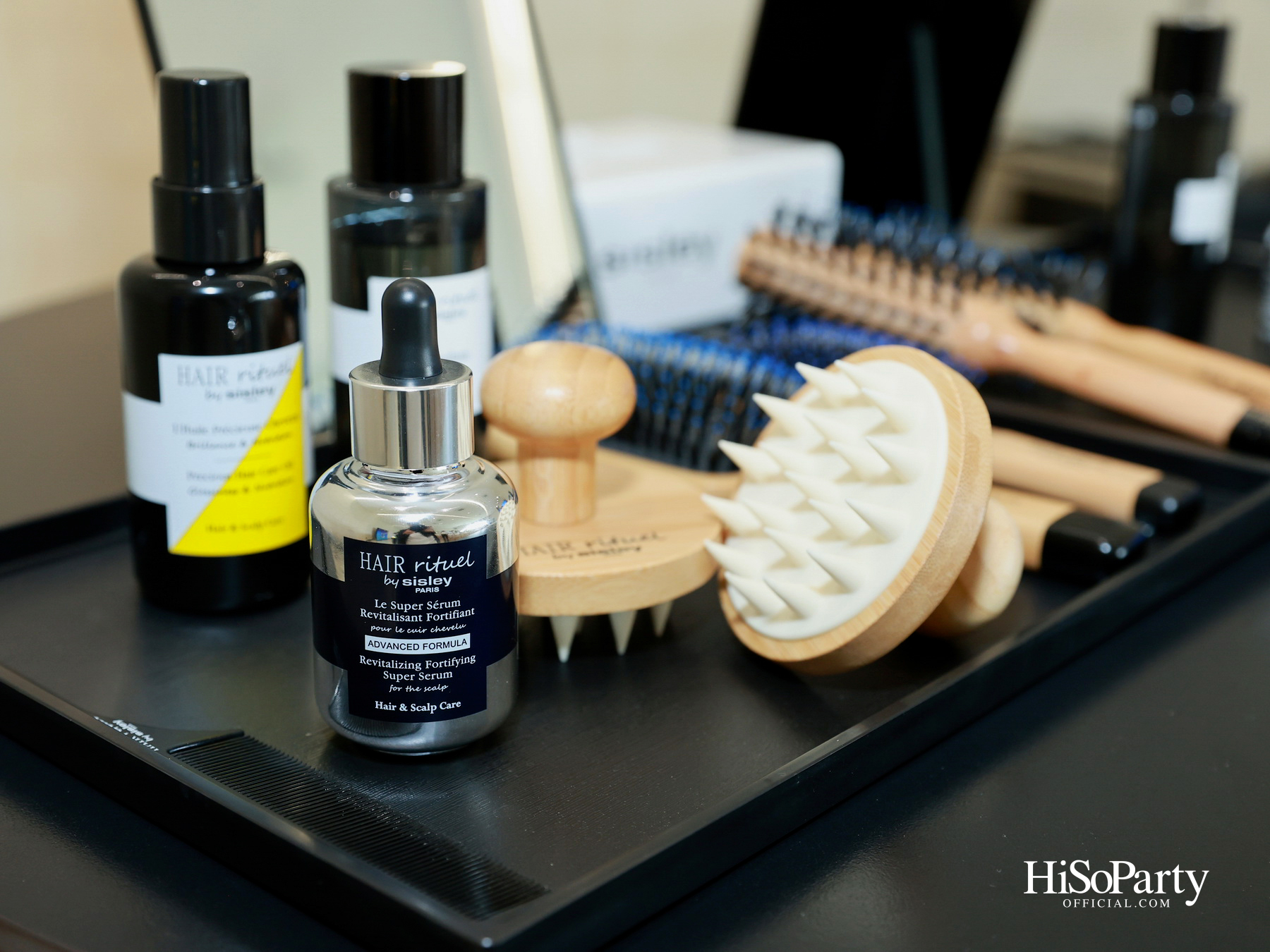 Sisley เปิดตัว ‘Revitalizing Fortifying Super Serum Advanced Formula ‘Le Super Serum’ เซรั่มสูตรใหม่เพื่อการดูแลหนังศีรษะและเส้นผม