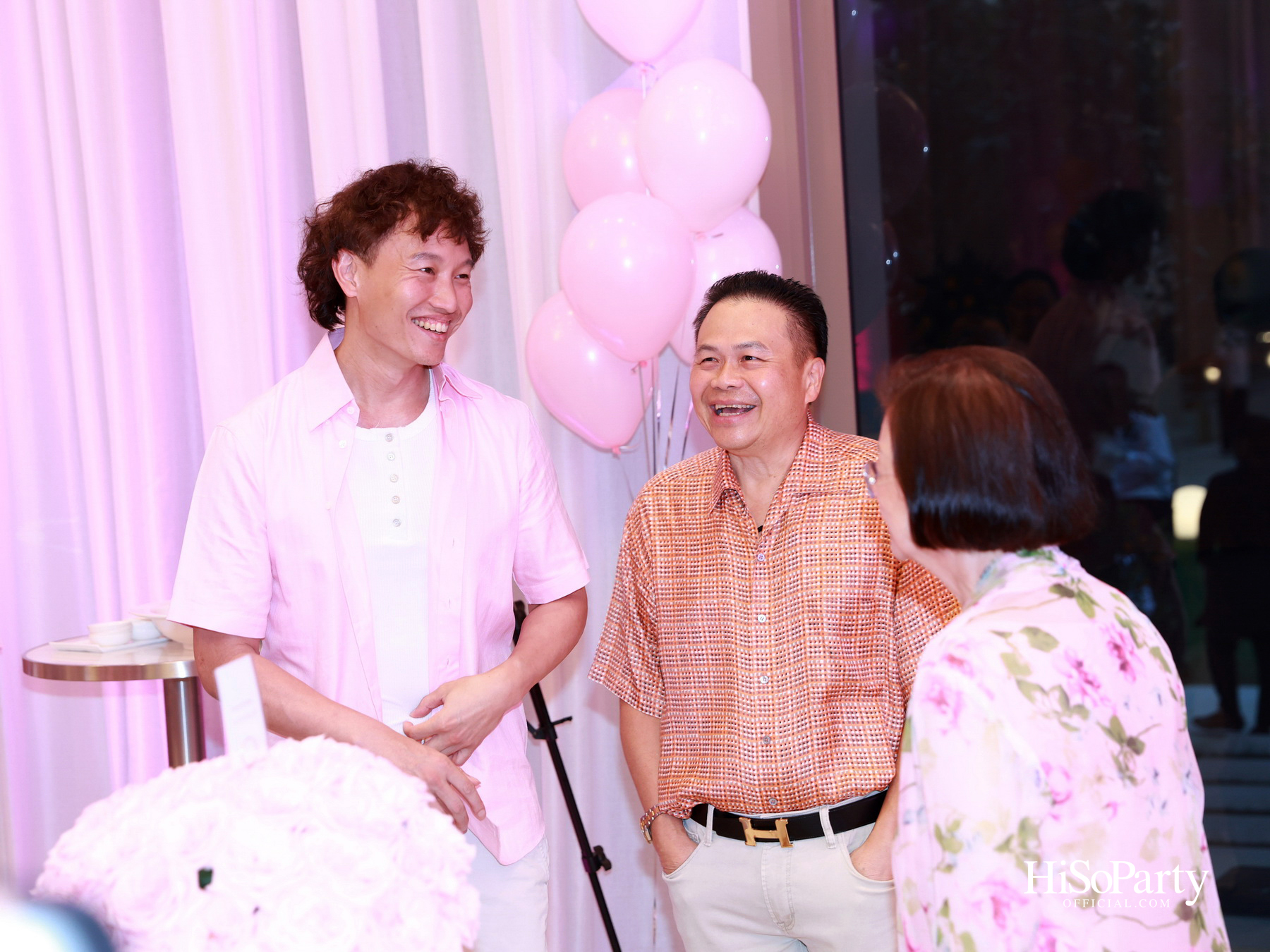 ‘LOVE FOREVER’ ค่ำคืนแห่งความรัก ฉลองวันเกิด ‘คุณสุวิมล มหากิจศิริ’ อย่างอบอุ่นและชื่นมื่น