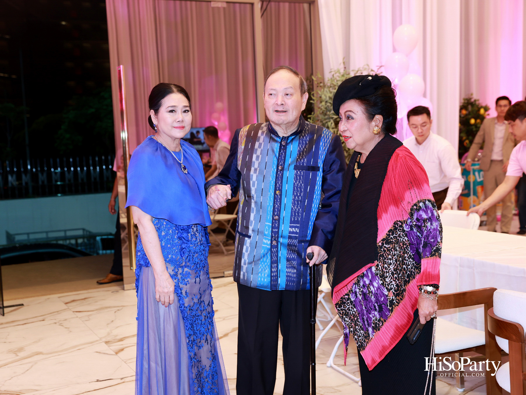 ‘LOVE FOREVER’ ค่ำคืนแห่งความรัก ฉลองวันเกิด ‘คุณสุวิมล มหากิจศิริ’ อย่างอบอุ่นและชื่นมื่น