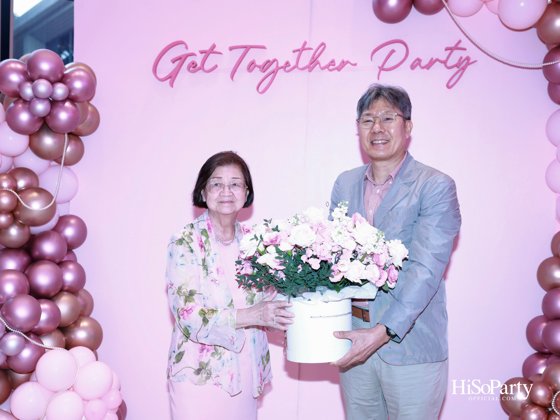 ‘LOVE FOREVER’ ค่ำคืนแห่งความรัก ฉลองวันเกิด ‘คุณสุวิมล มหากิจศิริ’ อย่างอบอุ่นและชื่นมื่น