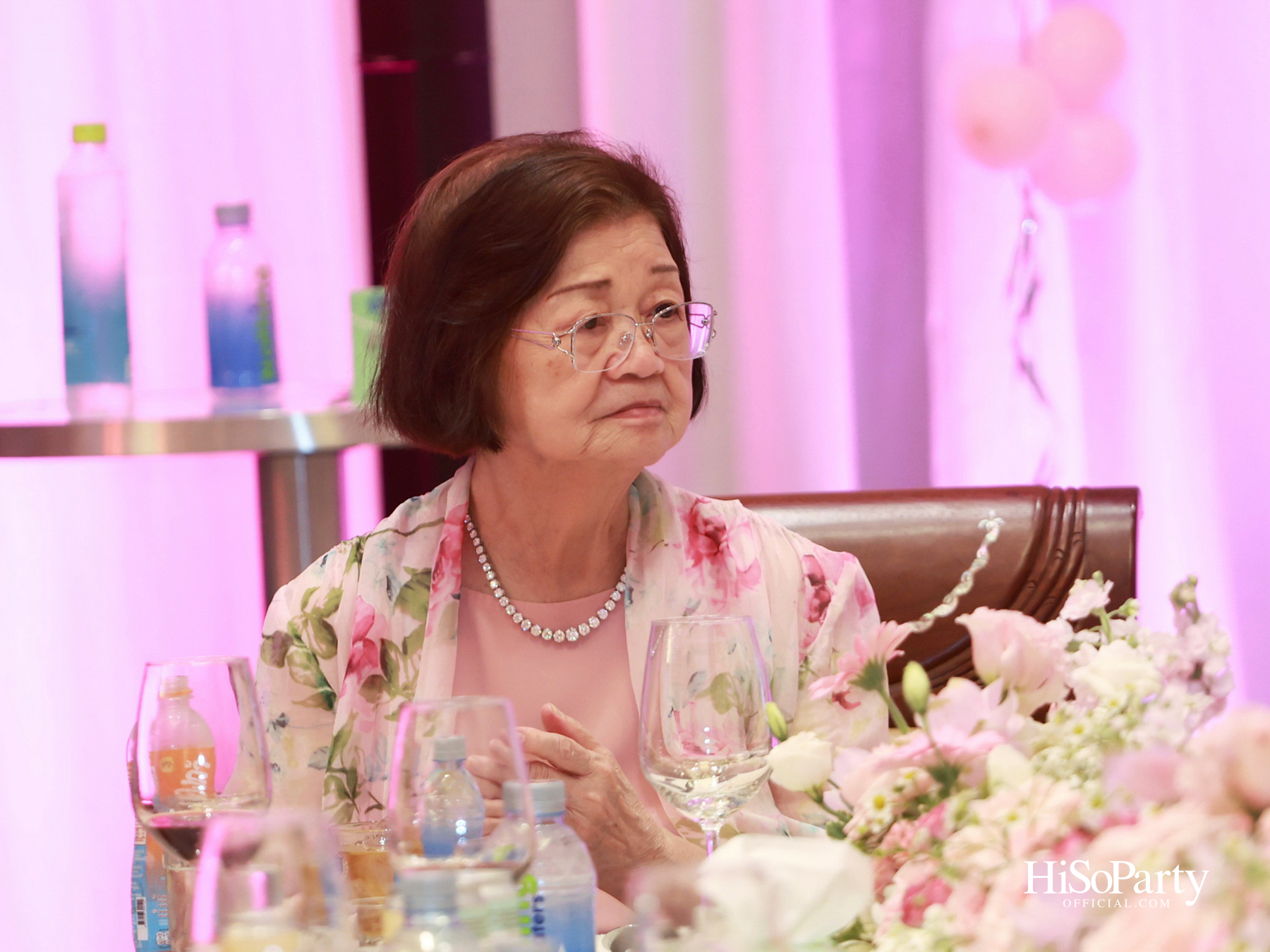 ‘LOVE FOREVER’ ค่ำคืนแห่งความรัก ฉลองวันเกิด ‘คุณสุวิมล มหากิจศิริ’ อย่างอบอุ่นและชื่นมื่น