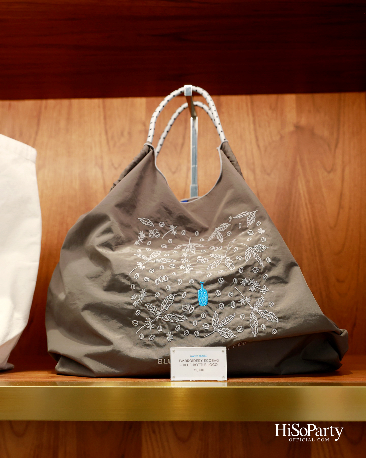 Blue Bottle Coffee เปิด Full-Experience Flagship Café แห่งแรกในประเทศไทย ณ EMQUARTIER