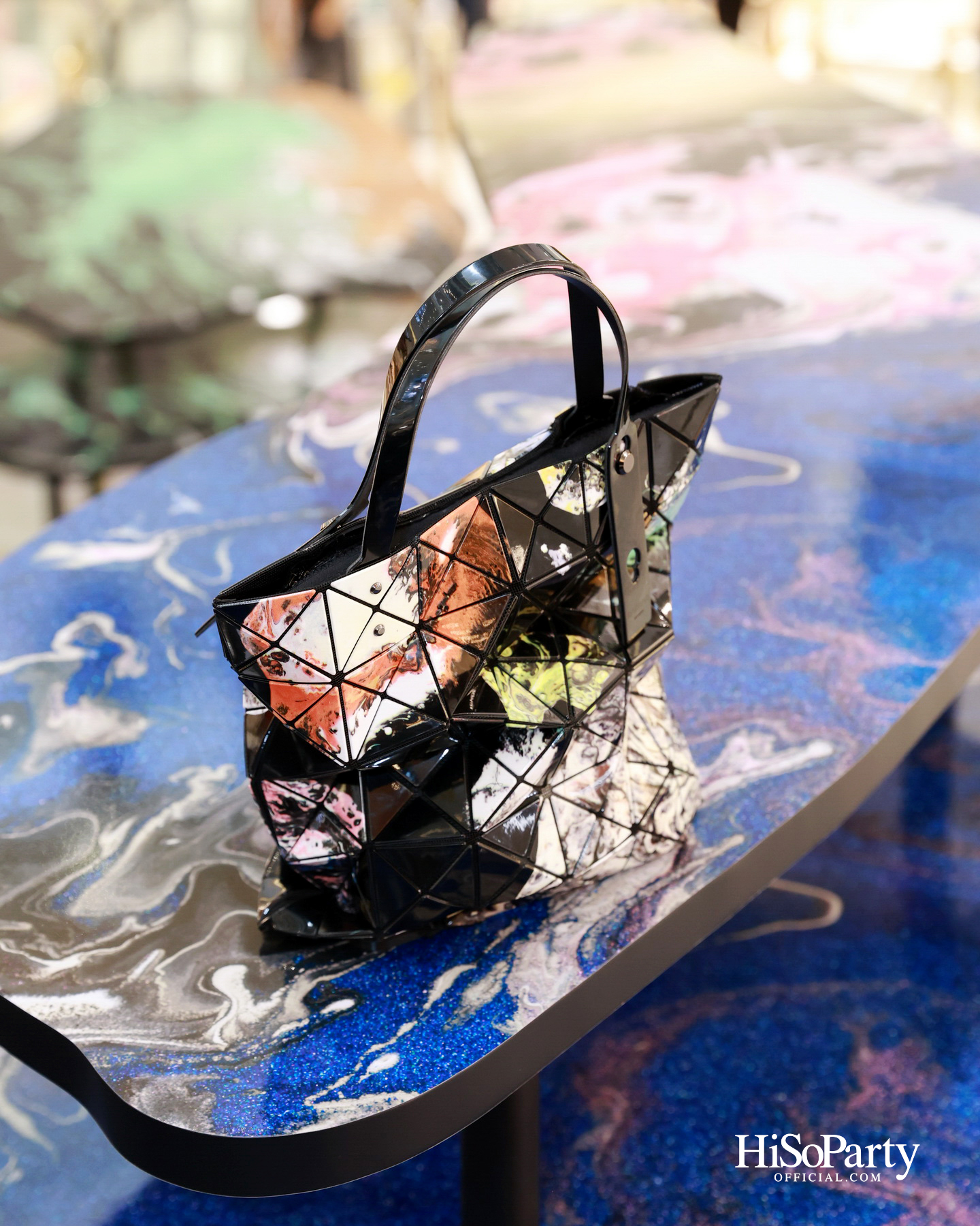 BAO BAO ISSEY MIYAKE ฉลองครบรอบ 1 ปีของการเปิดร้าน ณ สยาม ทาคาชิมายะ พร้อมเปิดตัว ‘COSMIC’ ซีรีส์