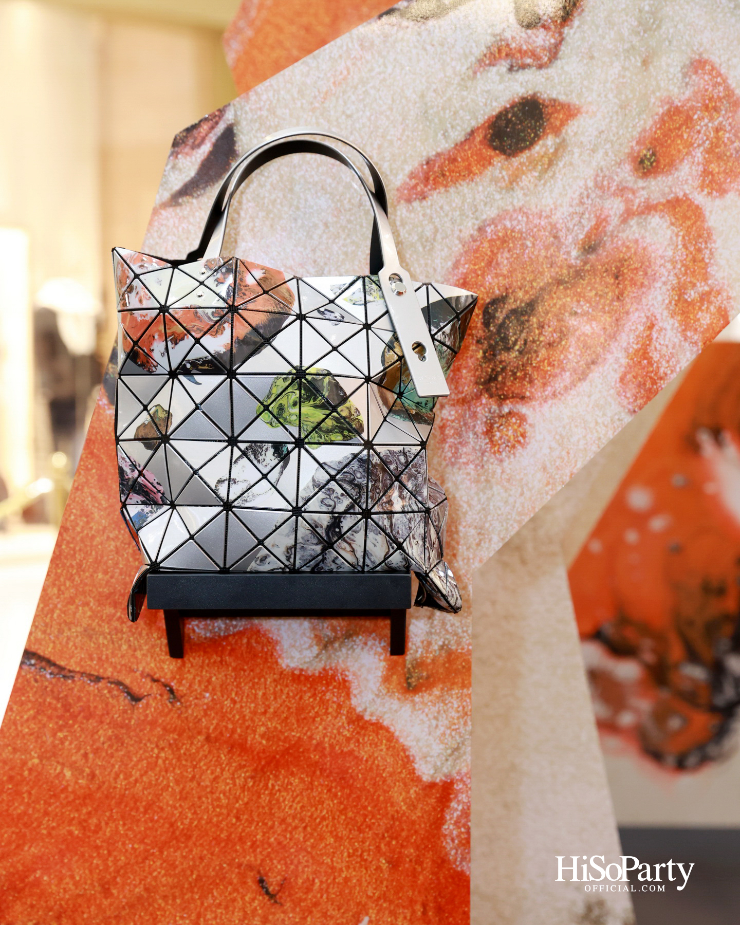 BAO BAO ISSEY MIYAKE ฉลองครบรอบ 1 ปีของการเปิดร้าน ณ สยาม ทาคาชิมายะ พร้อมเปิดตัว ‘COSMIC’ ซีรีส์