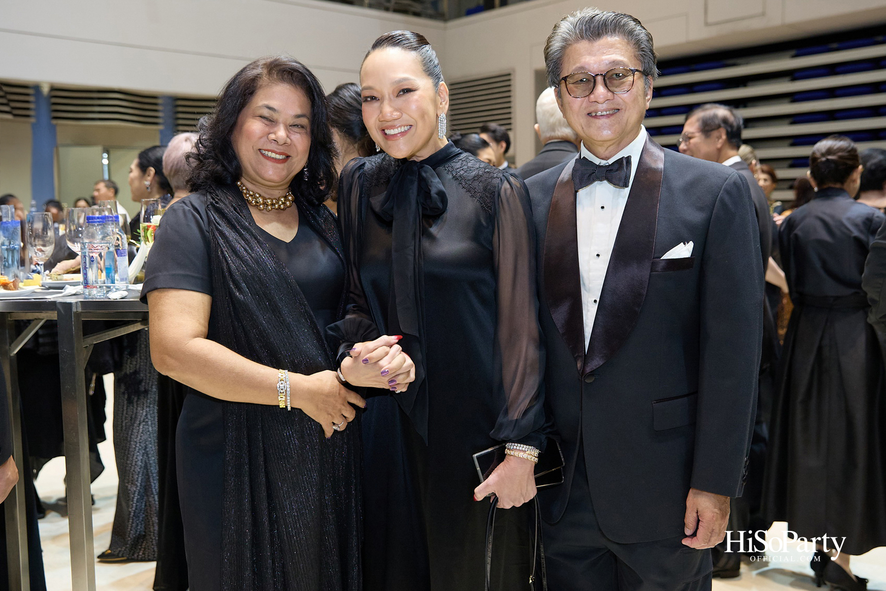 ในหลวง–พระราชินี ทอดพระเนตรคอนเสิร์ต ‘Opera Goes To Hollywood’ เปิดมหกรรมศิลปะการแสดงและดนตรีนานาชาติ กรุงเทพฯ ครั้งที่ 28