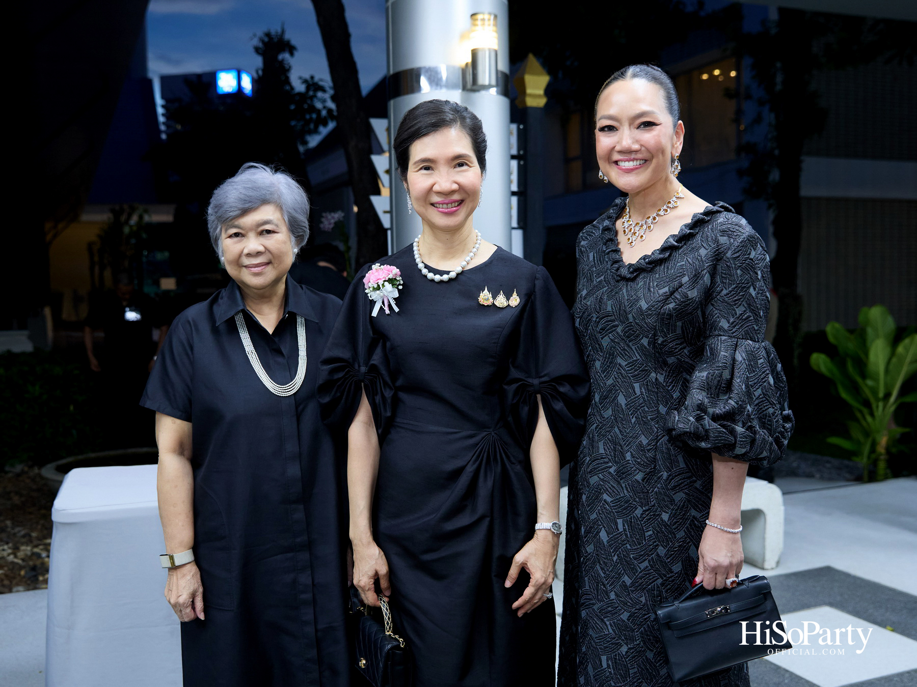 พระบาทสมเด็จพระเจ้าอยู่หัว  และสมเด็จพระนางเจ้าฯ พระบรมราชินี เสด็จฯ ทอดพระเนตรบัลเลต์ ‘โรมิโอ แอนด์ จูเลียต’