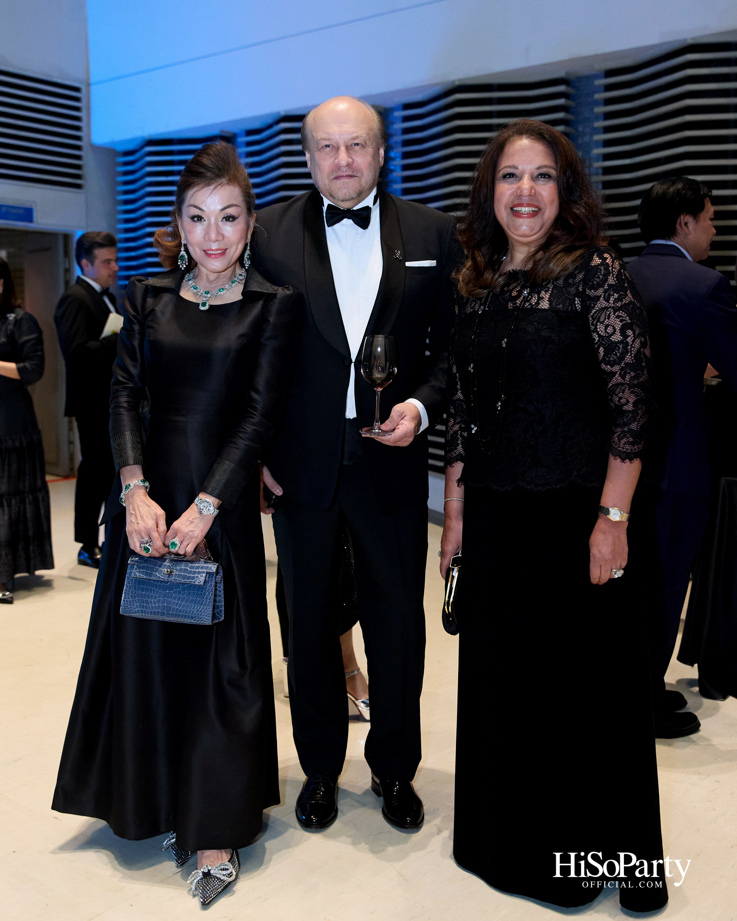 พระบาทสมเด็จพระเจ้าอยู่หัว  และสมเด็จพระนางเจ้าฯ พระบรมราชินี เสด็จฯ ทอดพระเนตรบัลเลต์ ‘โรมิโอ แอนด์ จูเลียต’
