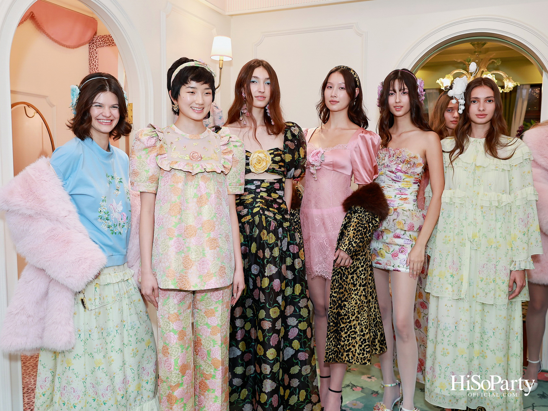Sretsis เปิดตัวคอลเลกชัน ‘Sretsis Himmapan’ พาเข้าสู่โลกป่าหิมพานต์ผ่านแฟชั่นพรีเซนเทชั่น ณ Sretsis Inn Bangkok