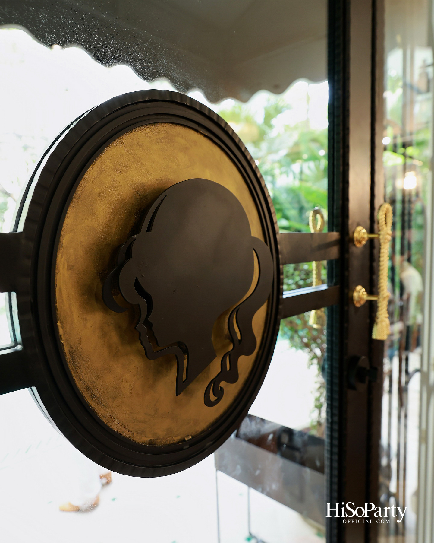 Sretsis เปิดตัวคอลเลกชัน ‘Sretsis Himmapan’ พาเข้าสู่โลกป่าหิมพานต์ผ่านแฟชั่นพรีเซนเทชั่น ณ Sretsis Inn Bangkok