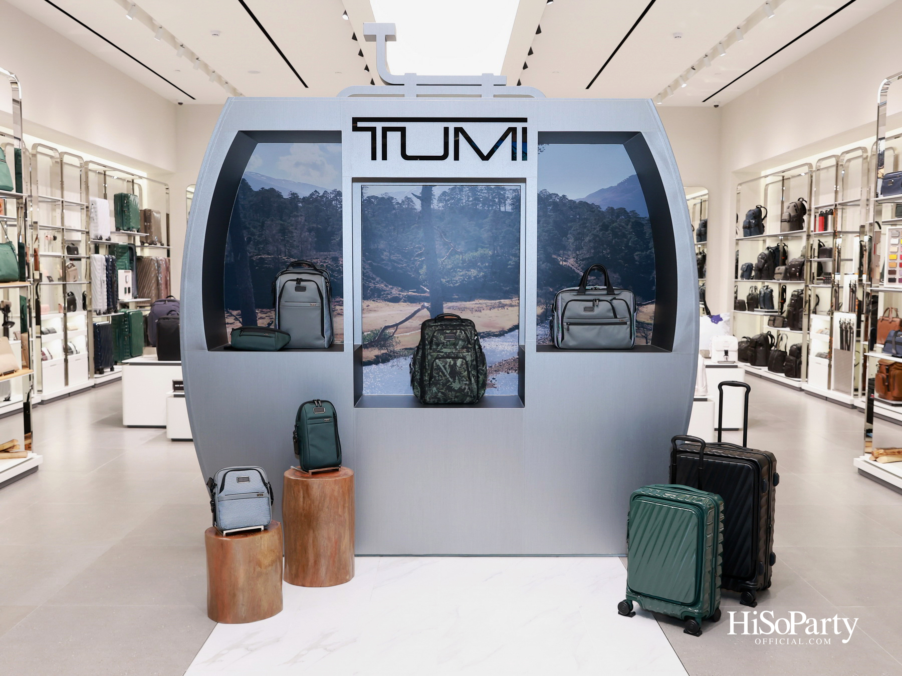 TUMI เปิดตัวคอลเลกชัน Fall/Winter 2026 ถ่ายทอดแรงบันดาลใจจากเทือกเขาแอลป์ พร้อมเผยโฉม ‘TUMI Axis’ คอลเลกชันใหม่
