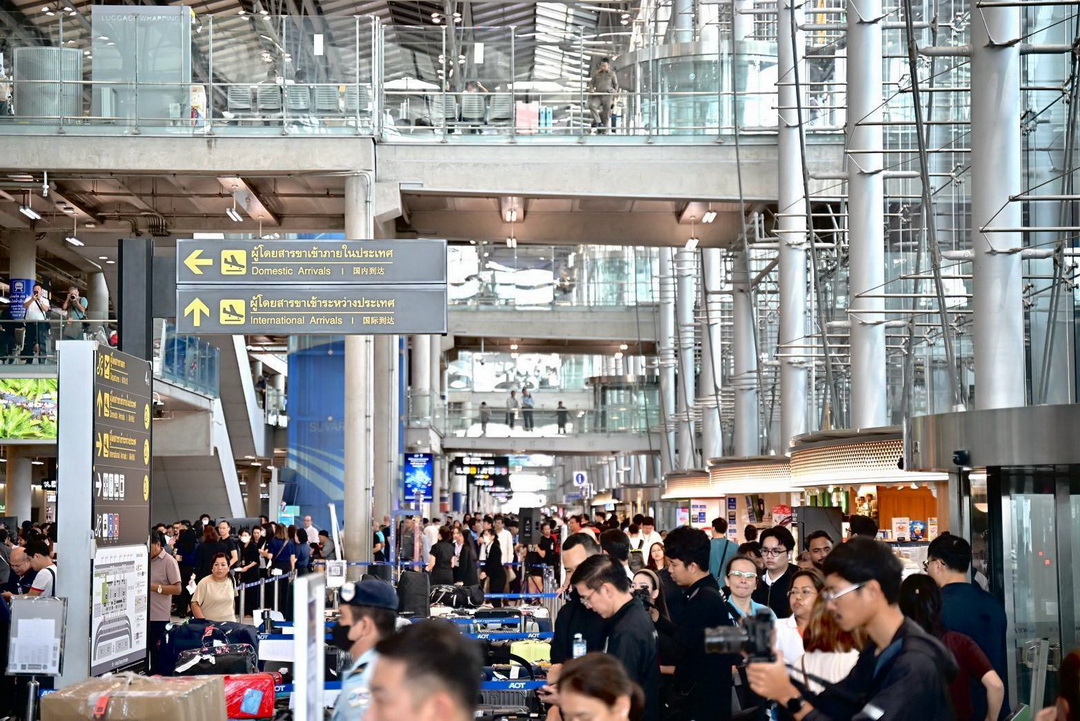 ททท. ร่วมกับ การบินไทย AOT ตำรวจท่องเที่ยว และ TPC ลงพื้นที่ท่าอากาศยานสุวรรณภูมิ ประสานความร่วมมือส่งต่อข้อมูลให้นักท่องเที่ยว