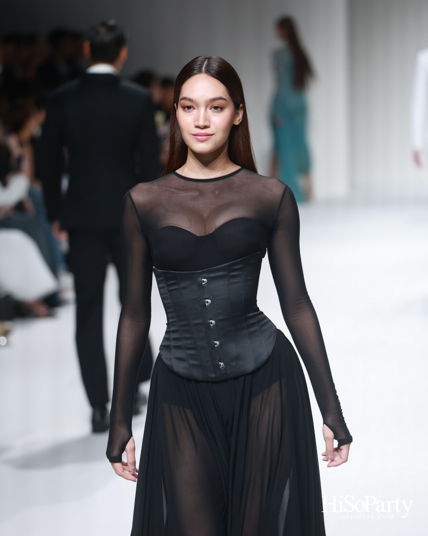 POEM ฉลองครบรอบ 20 ปีของแบรนด์ด้วยแฟชั่นโชว์ ‘POEM presented by MERZ AESTHETICS’ ภายในงาน BIFW2026