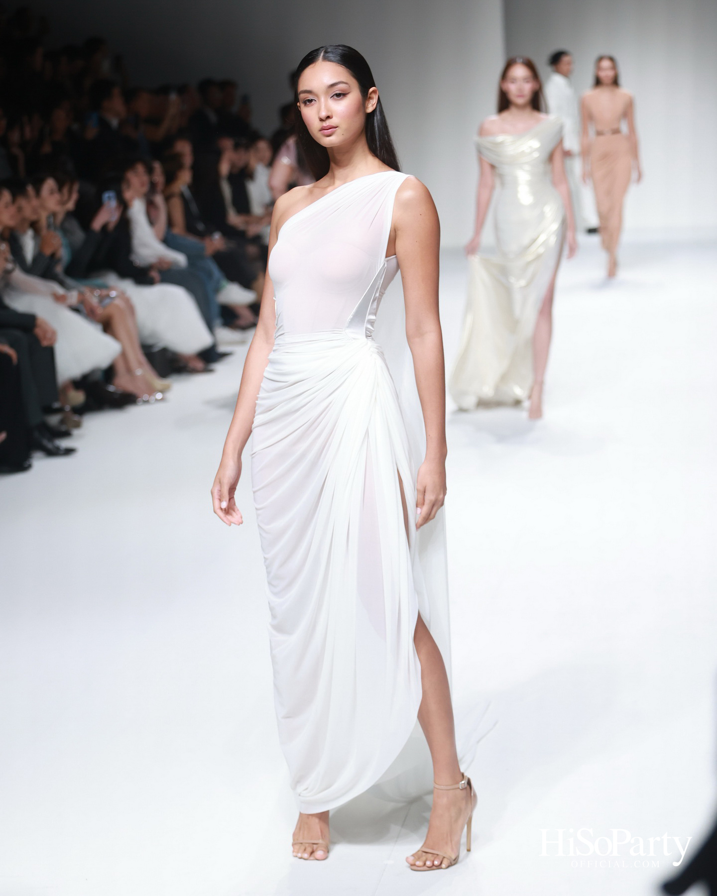 POEM ฉลองครบรอบ 20 ปีของแบรนด์ด้วยแฟชั่นโชว์ ‘POEM presented by MERZ AESTHETICS’ ภายในงาน BIFW2026