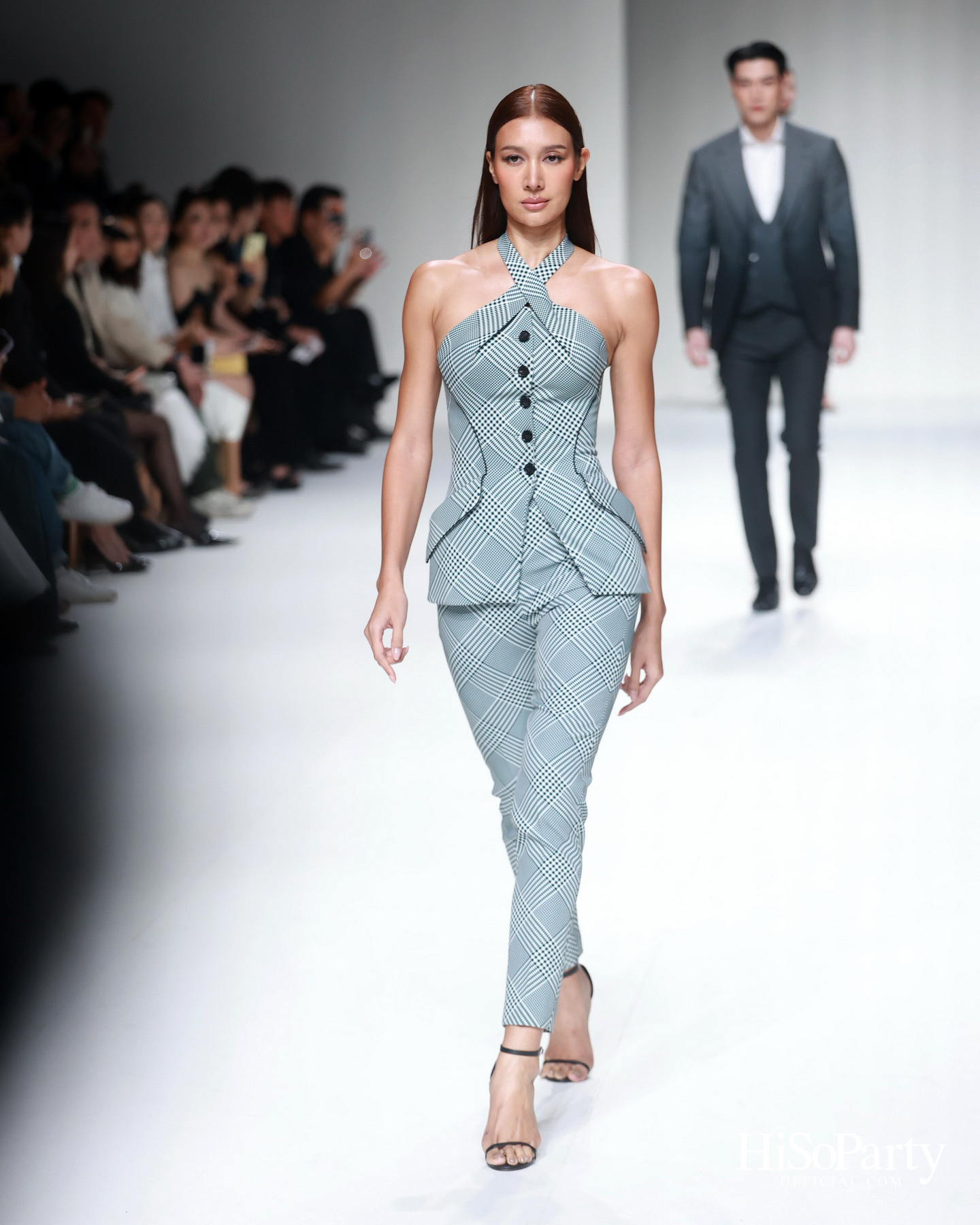 POEM ฉลองครบรอบ 20 ปีของแบรนด์ด้วยแฟชั่นโชว์ ‘POEM presented by MERZ AESTHETICS’ ภายในงาน BIFW2026