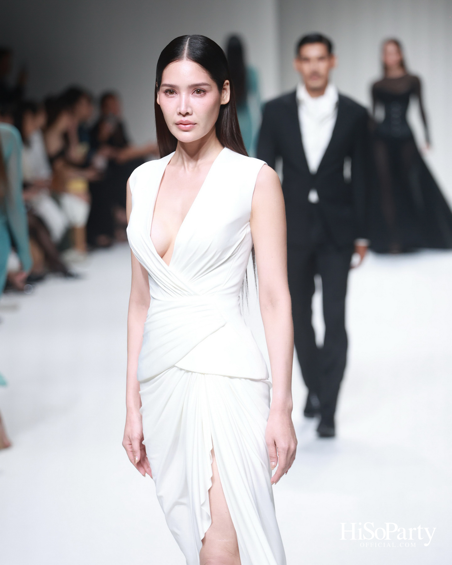 POEM ฉลองครบรอบ 20 ปีของแบรนด์ด้วยแฟชั่นโชว์ ‘POEM presented by MERZ AESTHETICS’ ภายในงาน BIFW2026