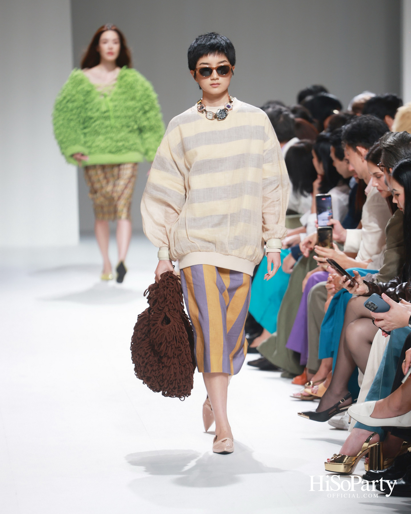 37°C Thirty-seven degrees Celsius นำเสนอคอลเลกชัน ‘LATITUDE 13.7° NORTH’ บนรันเวย์ BIFW2026