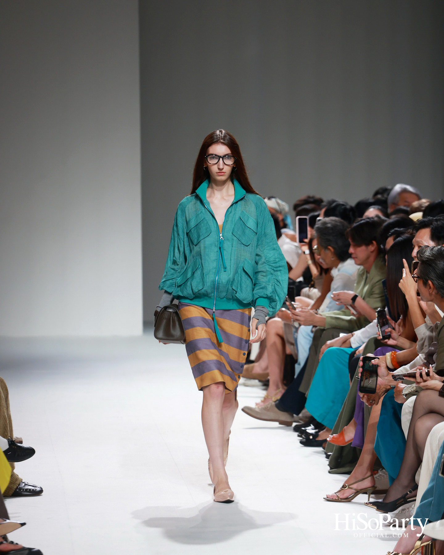 37°C Thirty-seven degrees Celsius นำเสนอคอลเลกชัน ‘LATITUDE 13.7° NORTH’ บนรันเวย์ BIFW2026