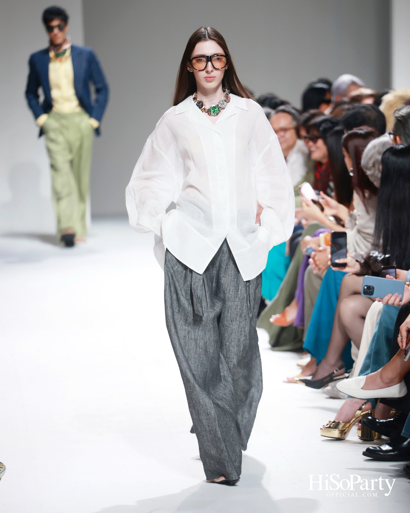 37°C Thirty-seven degrees Celsius นำเสนอคอลเลกชัน ‘LATITUDE 13.7° NORTH’ บนรันเวย์ BIFW2026