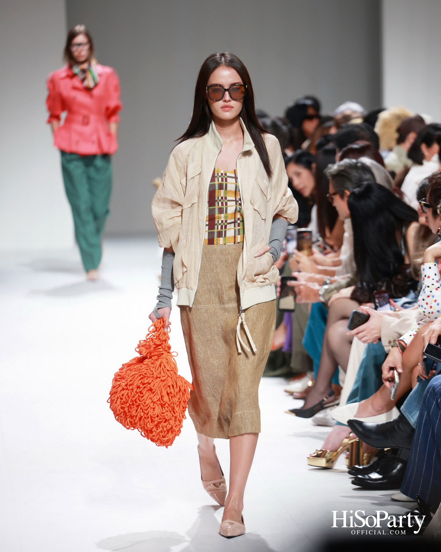 37°C Thirty-seven degrees Celsius นำเสนอคอลเลกชัน ‘LATITUDE 13.7° NORTH’ บนรันเวย์ BIFW2026