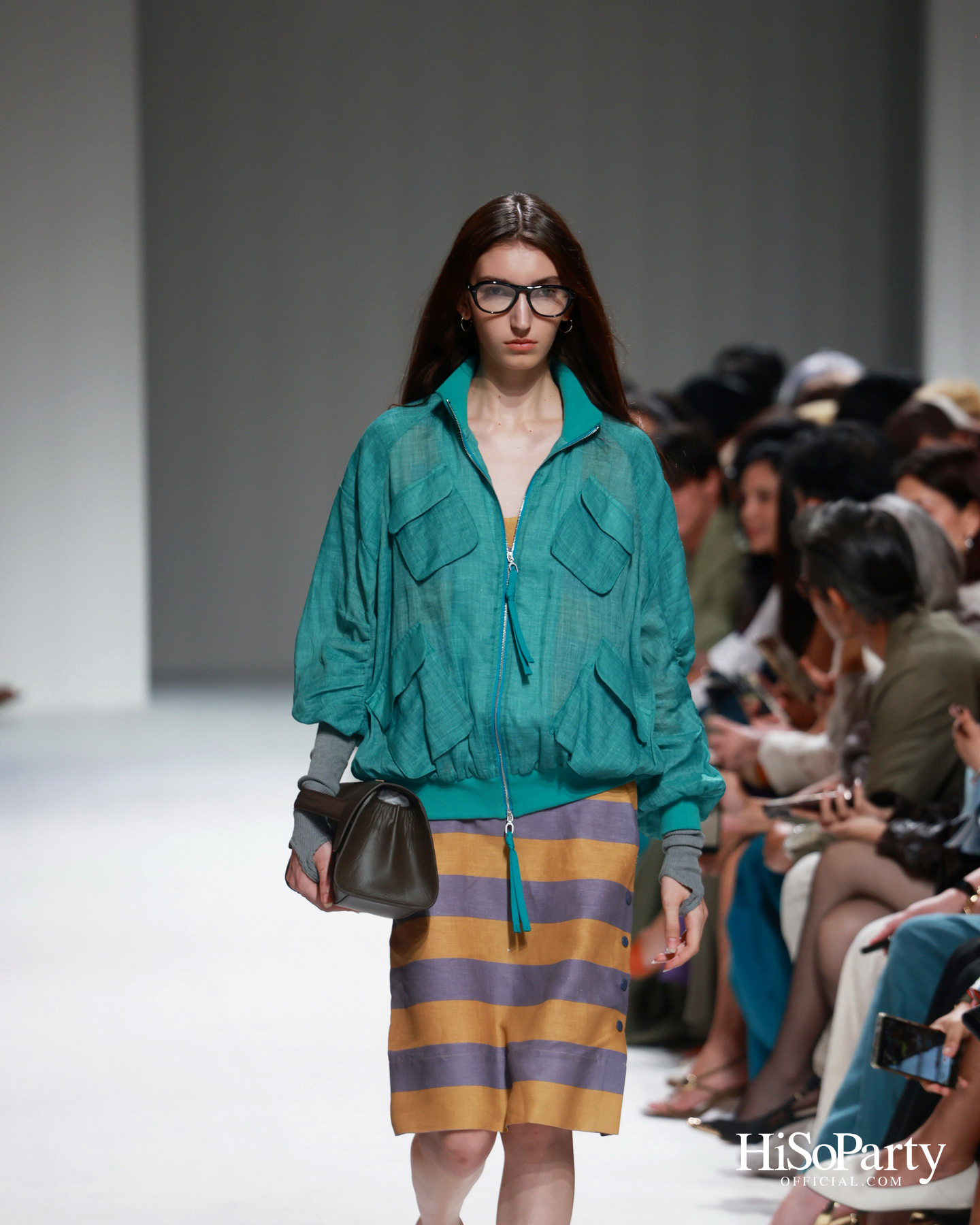 37°C Thirty-seven degrees Celsius นำเสนอคอลเลกชัน ‘LATITUDE 13.7° NORTH’ บนรันเวย์ BIFW2026