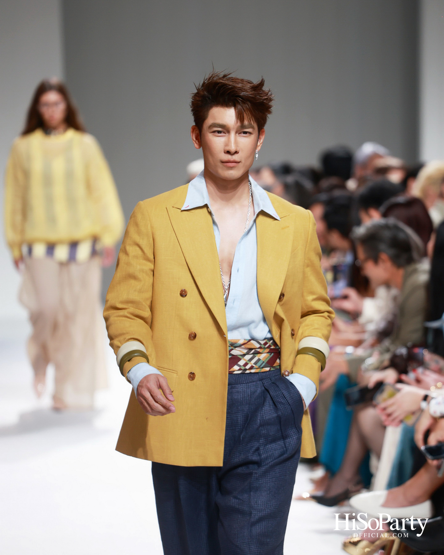 37°C Thirty-seven degrees Celsius นำเสนอคอลเลกชัน ‘LATITUDE 13.7° NORTH’ บนรันเวย์ BIFW2026