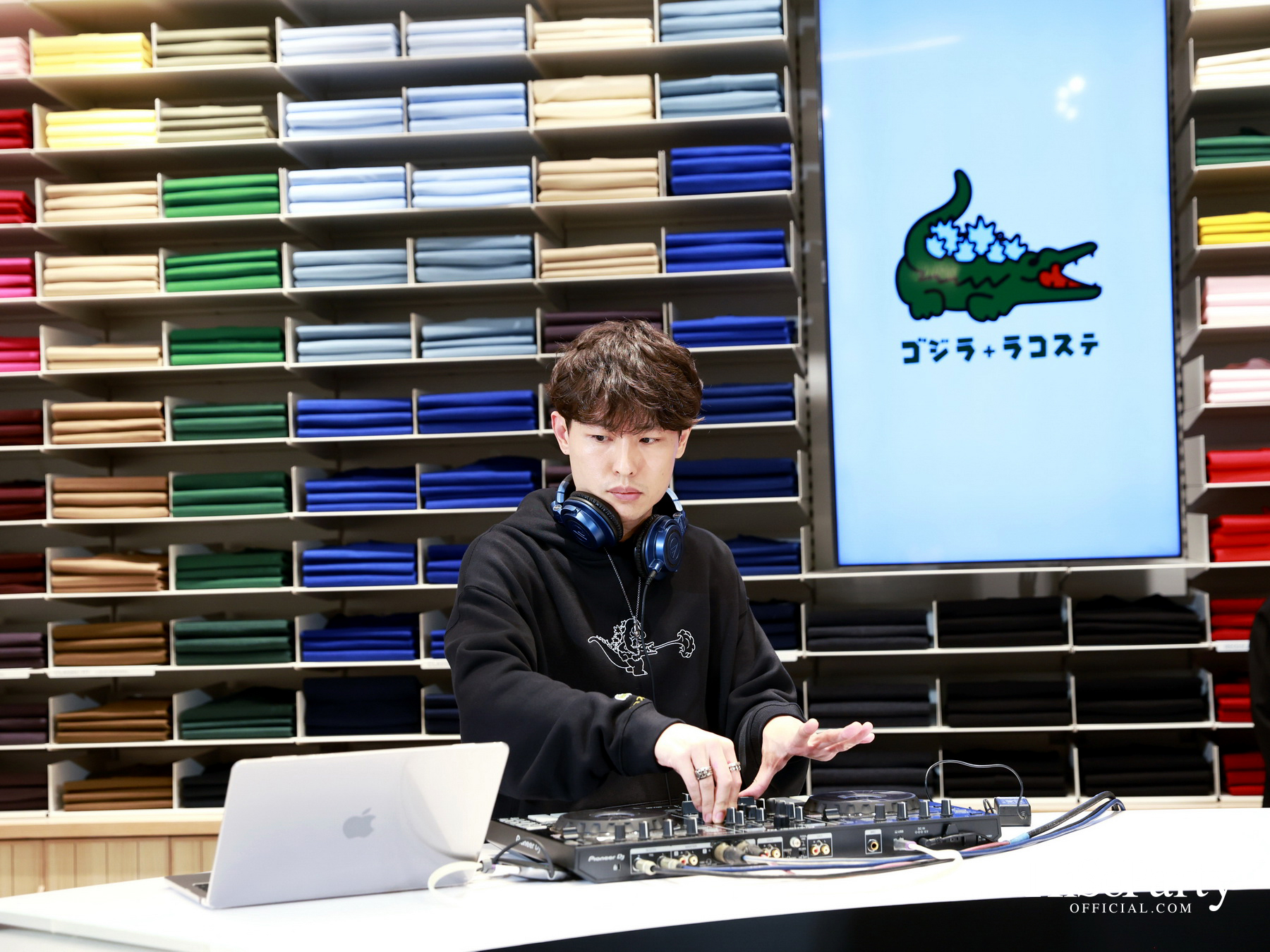 LACOSTE เปิดตัว ‘LACOSTE x Godzilla 1.0 Capsule Collection’ พร้อมเหล่าคนดังร่วมสัมผัสความสนุกจากโลกแฟชั่นและวัฒนธรรมป๊อปญี่ปุ่น