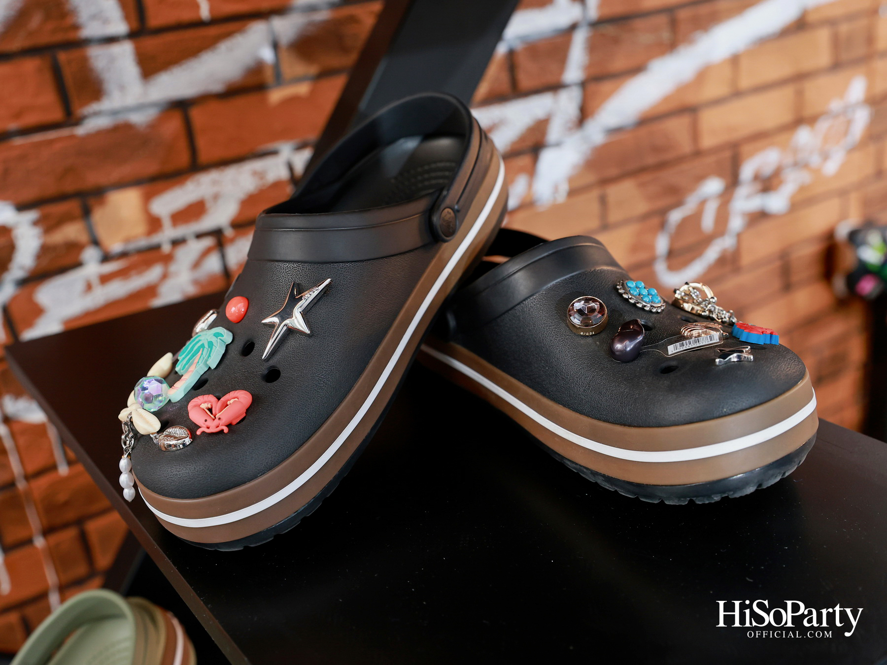 Crocs เปิดตัวแคมเปญ ‘Do Your Thing’ ต้อนรับ BUS ในฐานะแบรนด์แอมบาสเดอร์กลุ่มแรกของประเทศไทย