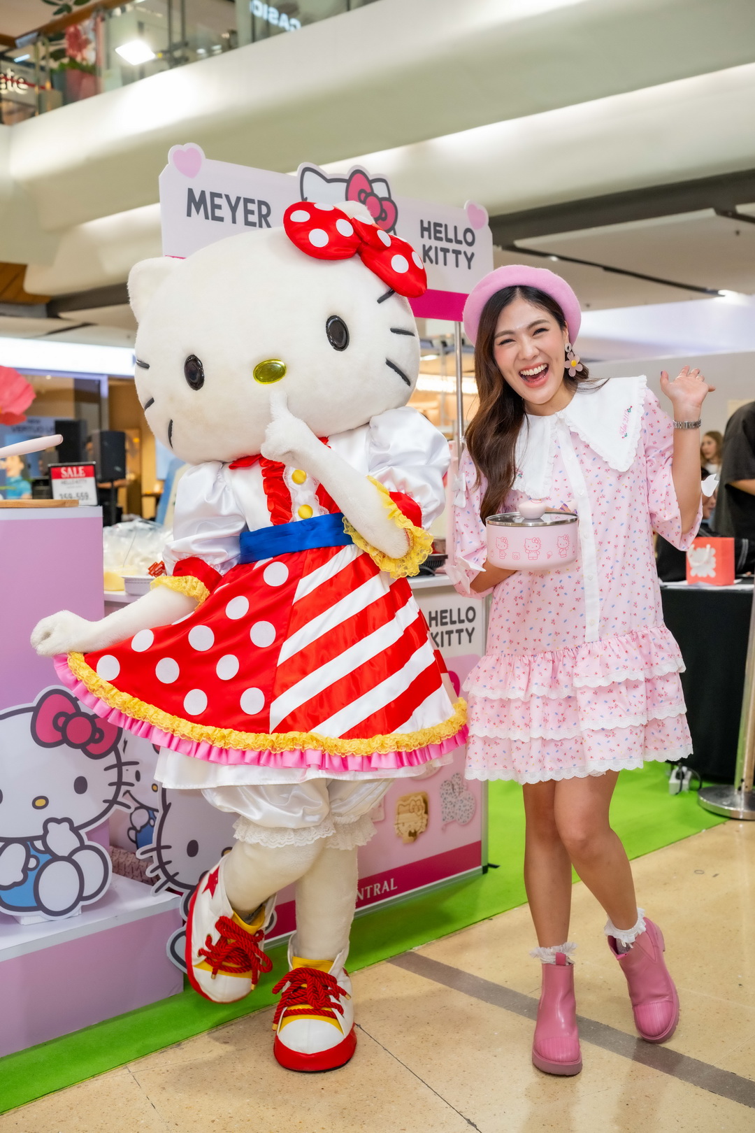 MEYER จับมือห้างเซ็นทรัล เปิดตัว ‘MEYER Hello Kitty Collection’ ครั้งแรกในไทย เอาใจคนรัก Hello Kitty