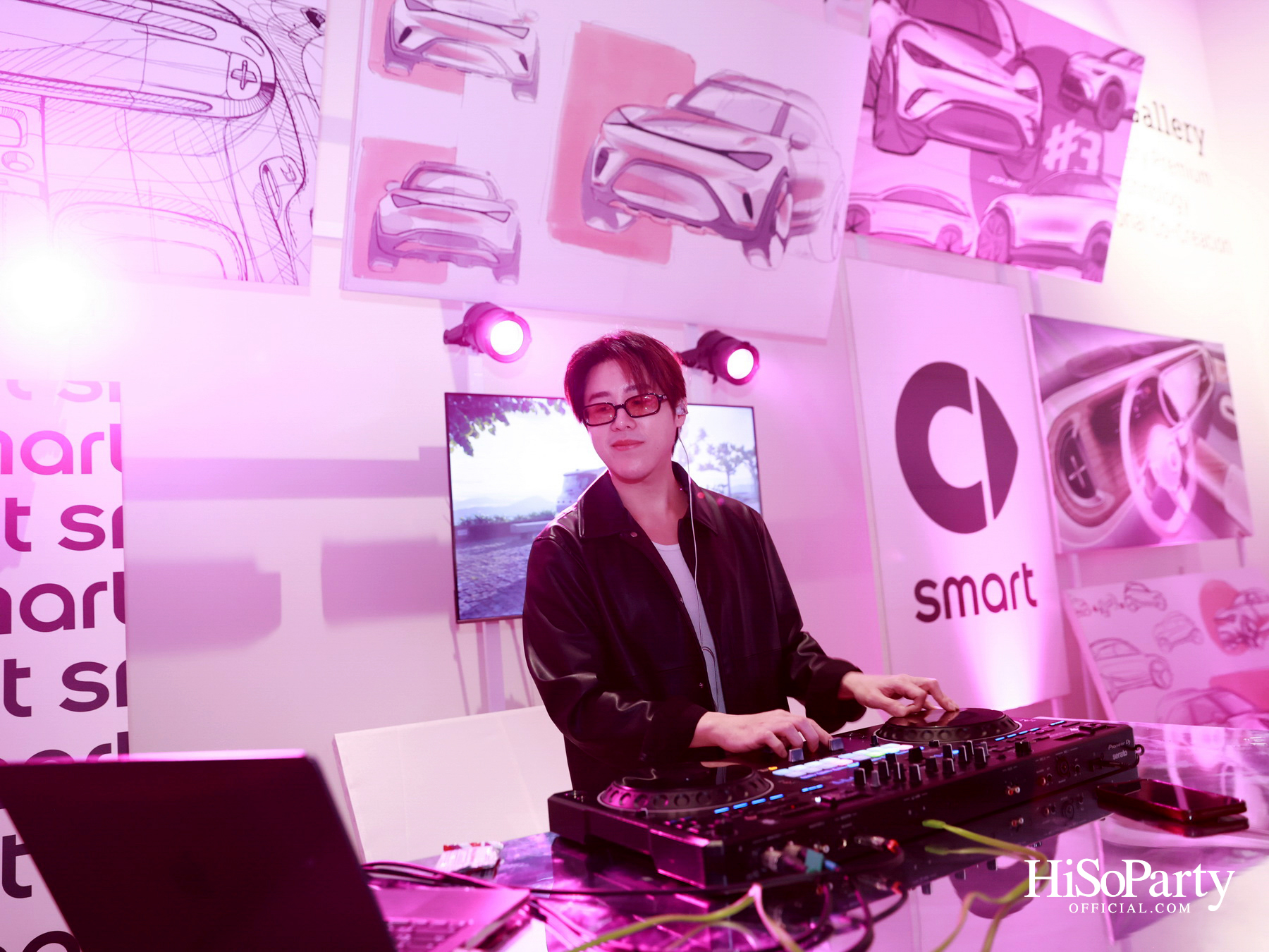 smart เปิดตัวอย่างเป็นทางการในประเทศไทย ภายใต้แนวคิด ‘Open Your Mind’ พร้อมเหล่าคนดังร่วมสัมผัสยนตรกรรมไฟฟ้าระดับพรีเมียม