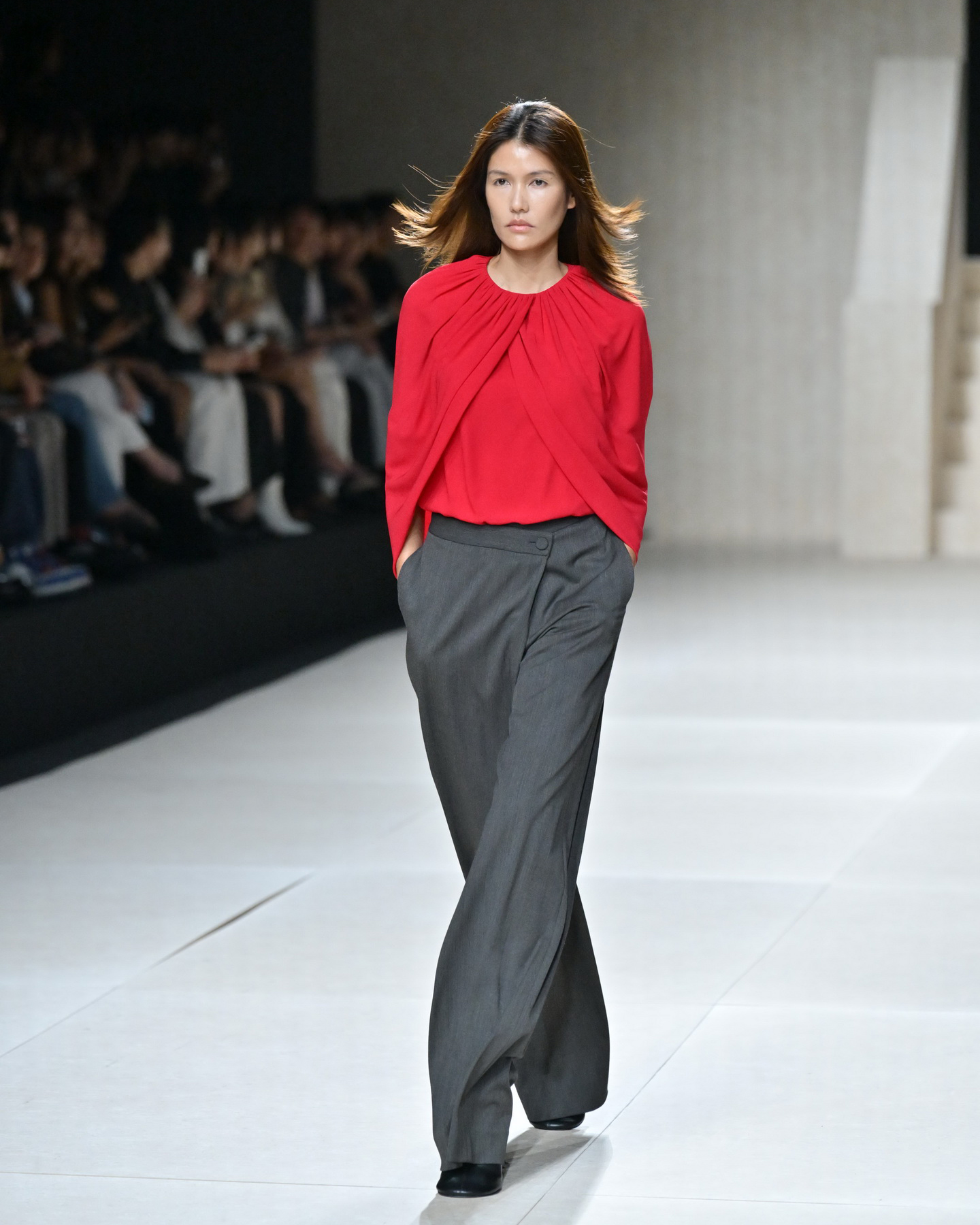 Asava ต้อนรับ Law Roach สไตลิสต์ระดับโลก ร่วมชมแฟชั่นโชว์ ‘A Life In Between’ ในงาน ELLE Fashion Week 2026