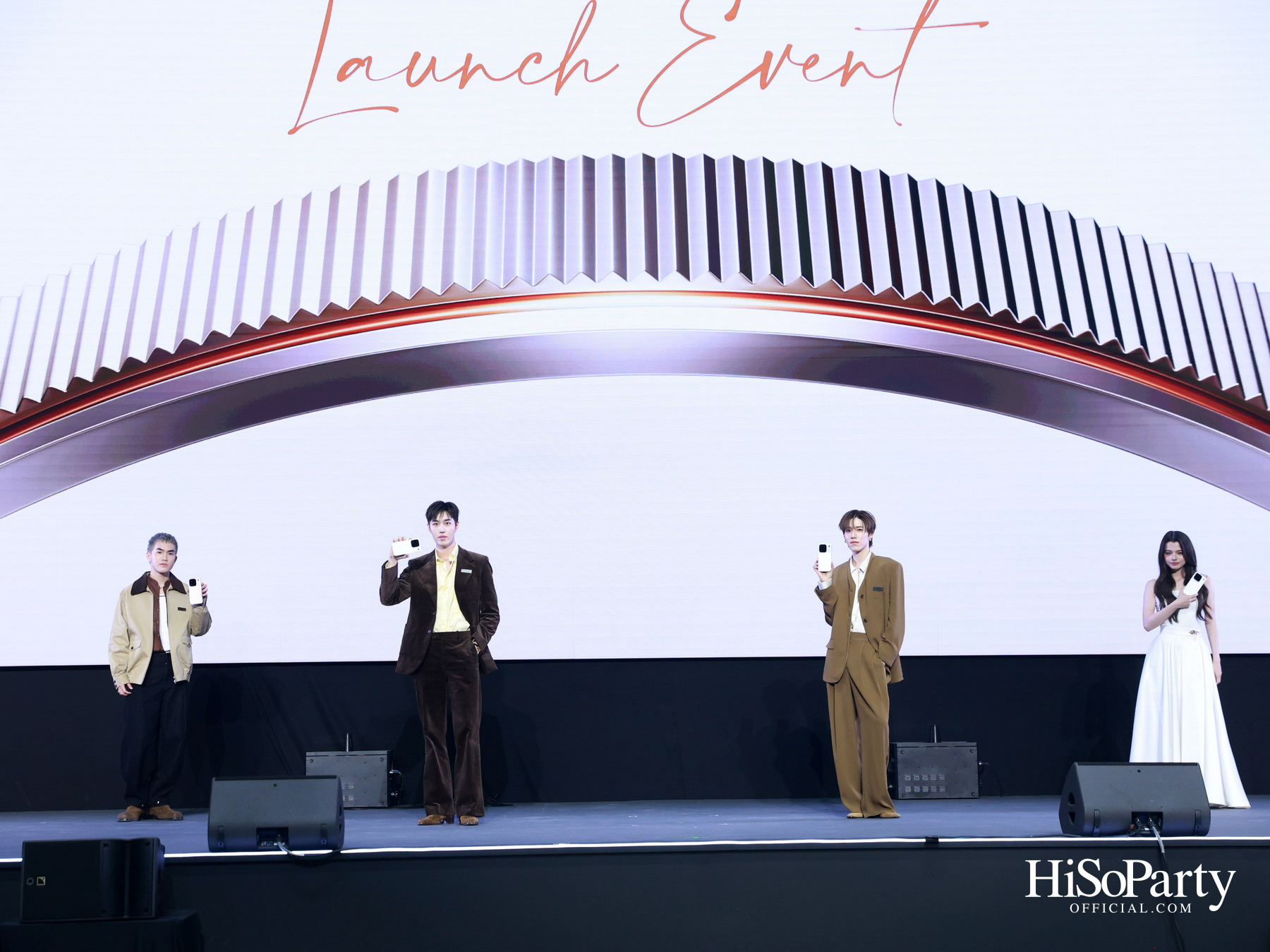 OPPO เปิดตัว ‘Find X10 Series’ พร้อม 4 OPPO Finder ต่อ–พีพี–เบ็คกี้–ปัน ร่วมสร้างสีสันในงานเปิดตัวสุดพิเศษ
