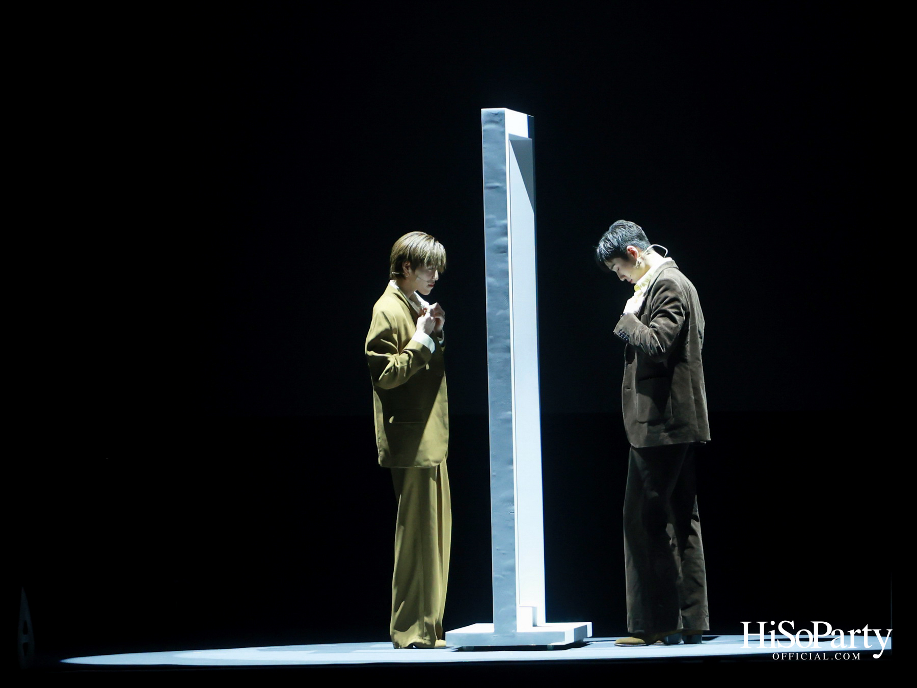 OPPO เปิดตัว ‘Find X10 Series’ พร้อม 4 OPPO Finder ต่อ–พีพี–เบ็คกี้–ปัน ร่วมสร้างสีสันในงานเปิดตัวสุดพิเศษ