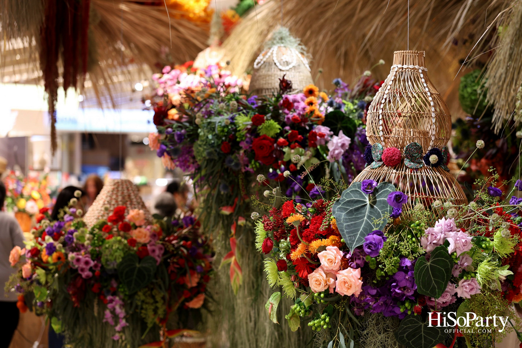 ห้างเซ็นทรัลฉลองครบรอบ 79 ปี กับ ‘CENTRAL ANNIVERSARY 2026 – WHERE WONDERS BLOOM’ เนรมิตเทศกาลดอกไม้แห่งปีสุดตระการตา